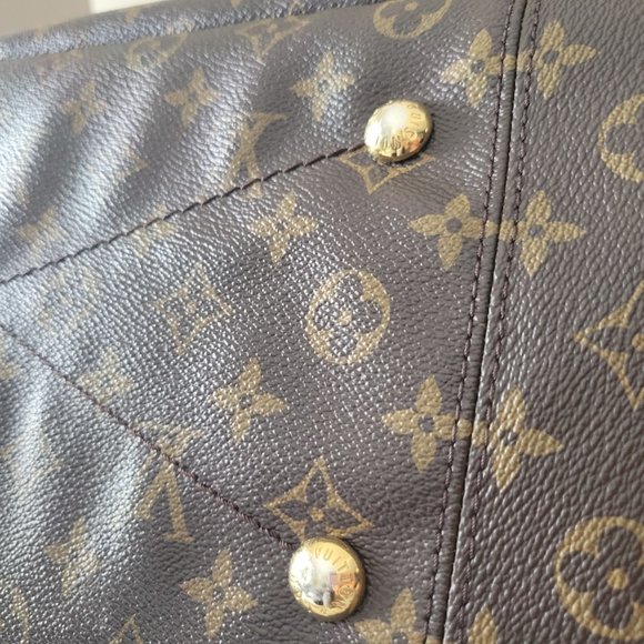Louis  Vuitton bag- Artsy - Picture 6 of 10